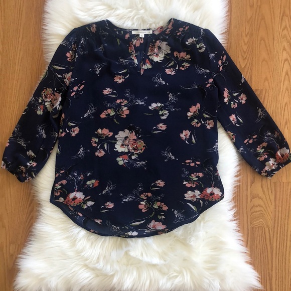 Fun 2 Fun Top - Picture 2 of 6